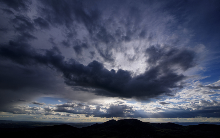 Folytatódik a változékony időjárás a héten is