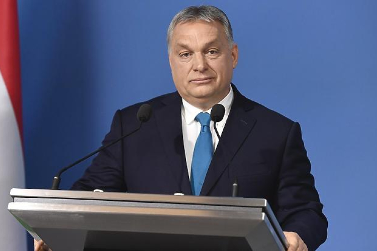 Tizenegy pontos vállalkozási adócsökkentési megállapodást jelentett be Orbán Viktor