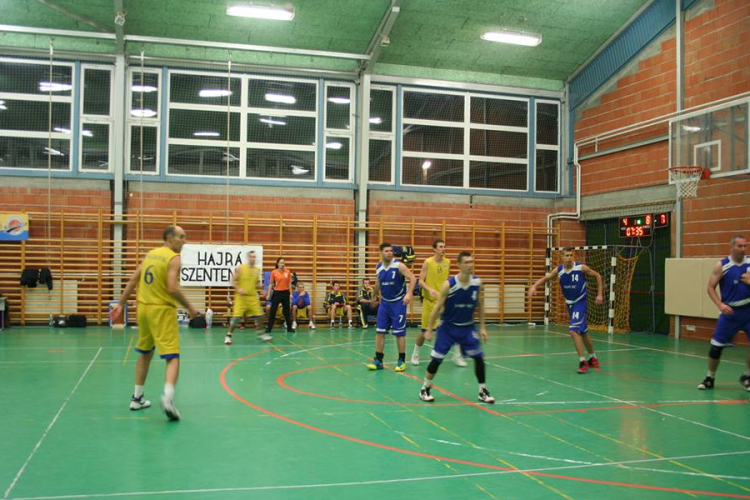 Zsinórban negyedszer győzött kosárcsapatunk