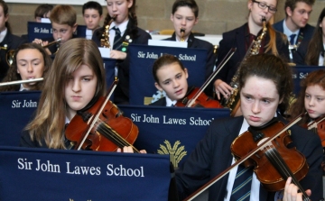 Sir John Lawes School koncert