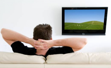 A kevés mozgás melletti sok tévézés depressziót okoz!